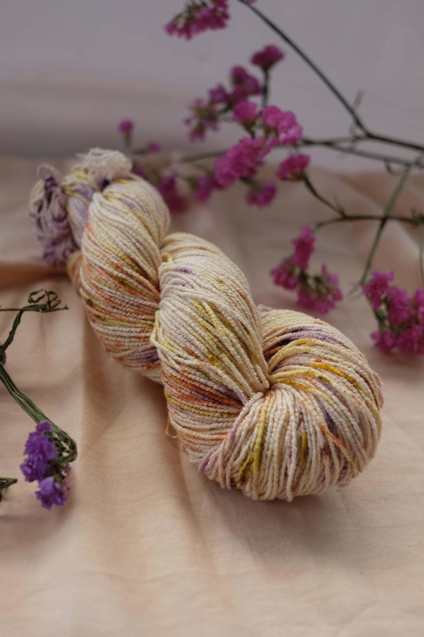 Lily - Fingering Vegan Sock Yarn !