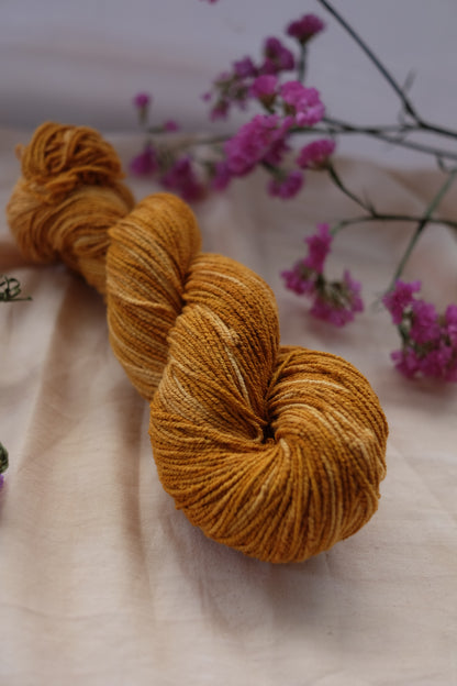 Ismene - Fingering Vegan Sock Yarn